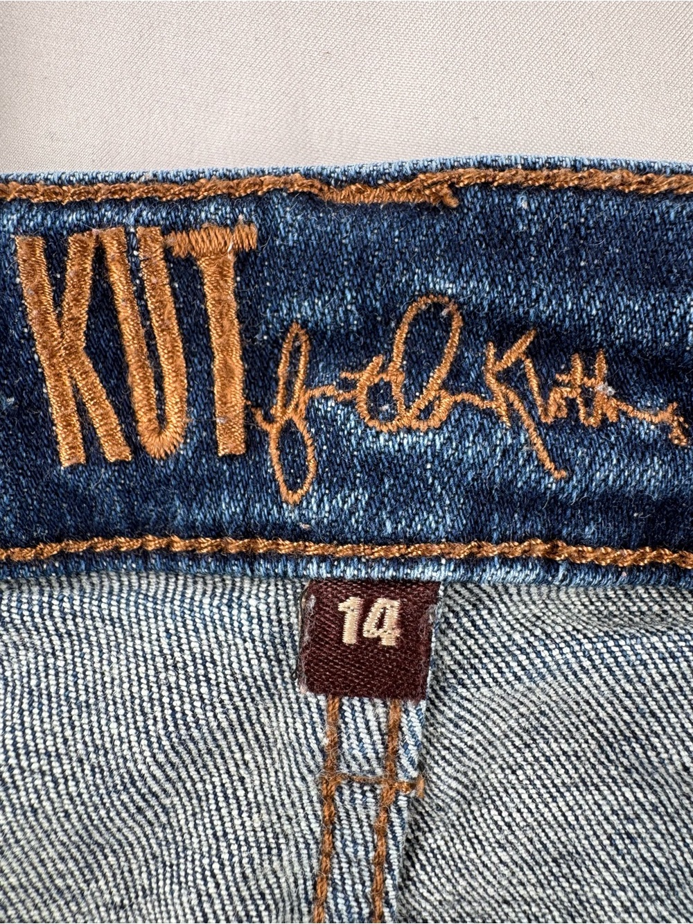 Kut from the Kloth Women's Sienna Skinny Jeans 98% Cotton - Picture 2 of 8